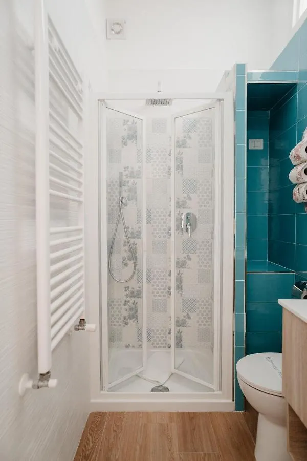Апартаменты Brombeis Aurea By Casanapoletana - Town Center Неаполь