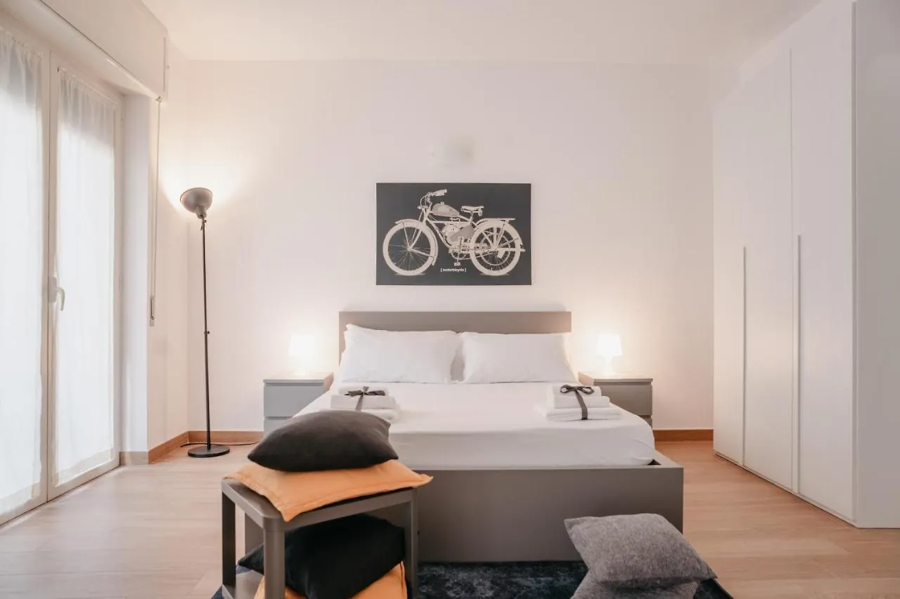 Brombeis Aurea By Casanapoletana - Town Center Apartment Naples